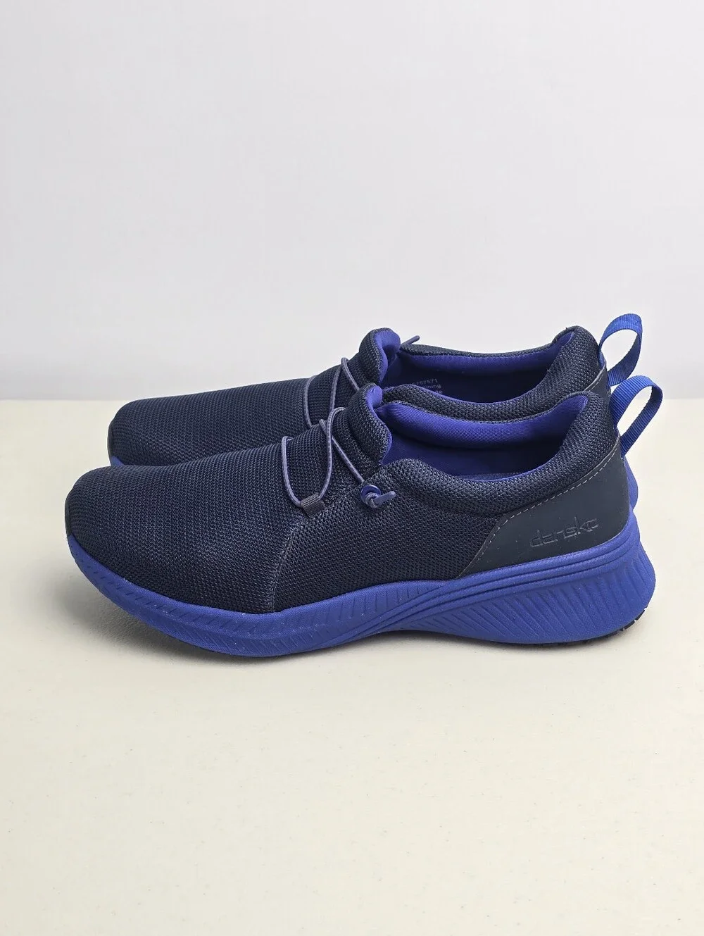 Dansko marlee lightweight